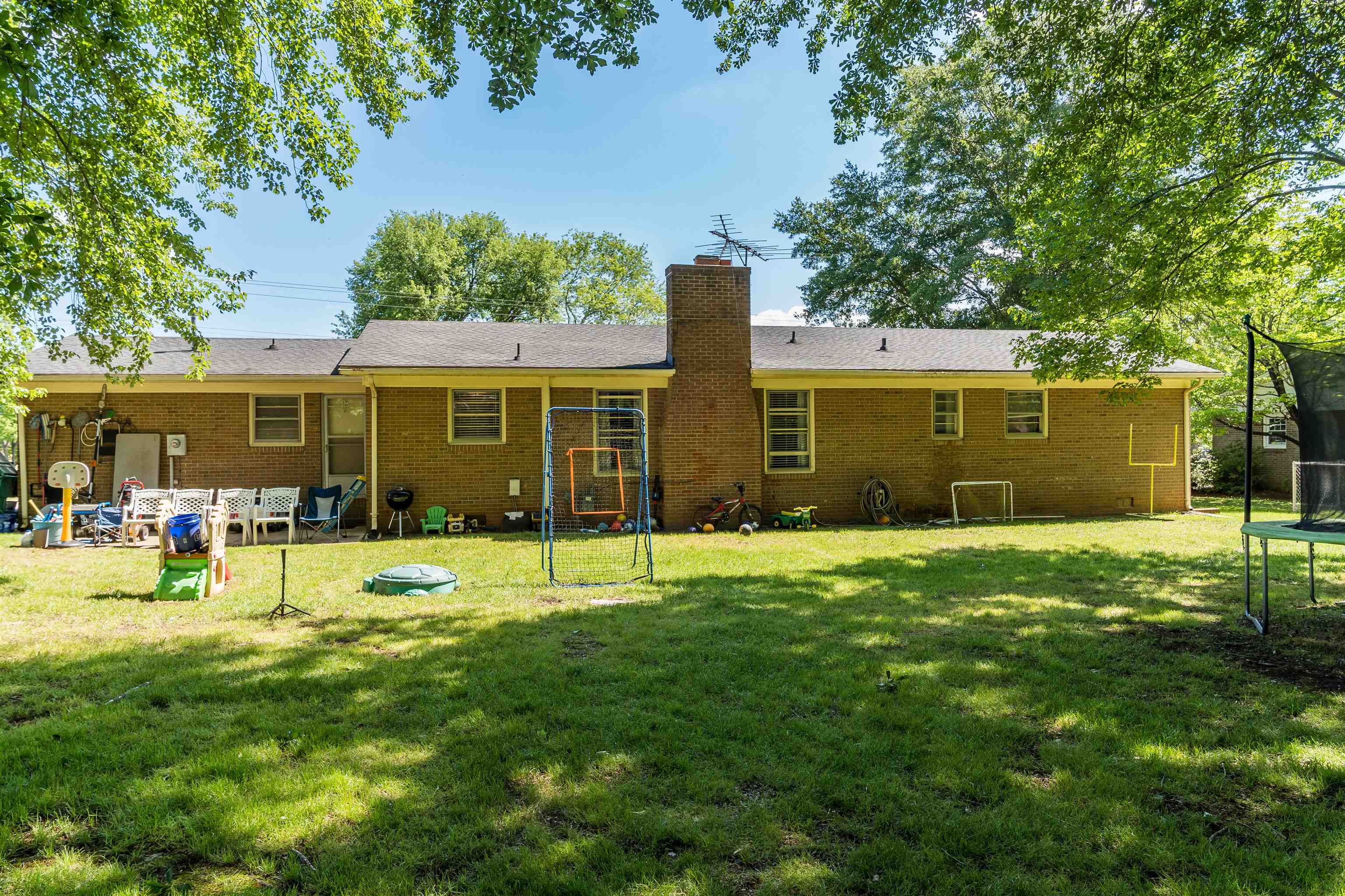 1513 West Rutledge Avenue Gaffney, SC 29341 - Photo 4 of 20