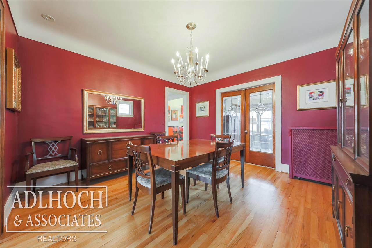 1375 Nottingham Road Grosse Pointe Park, MI 48230 - Photo 5 of 17