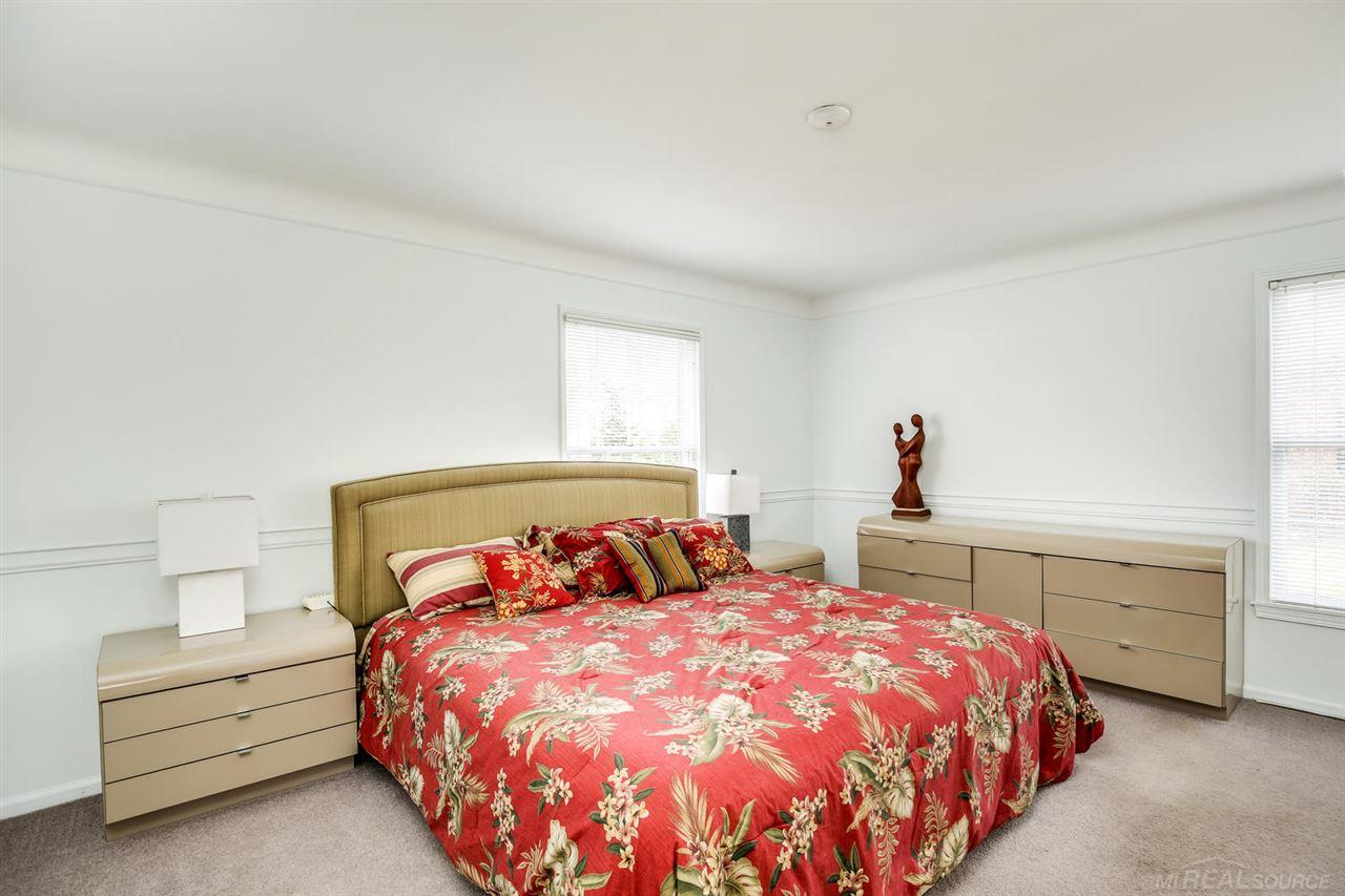 65 Shoreham Road Grosse Pointe Shores, MI 48236 - Photo 21 of 29 Gallery Image 21