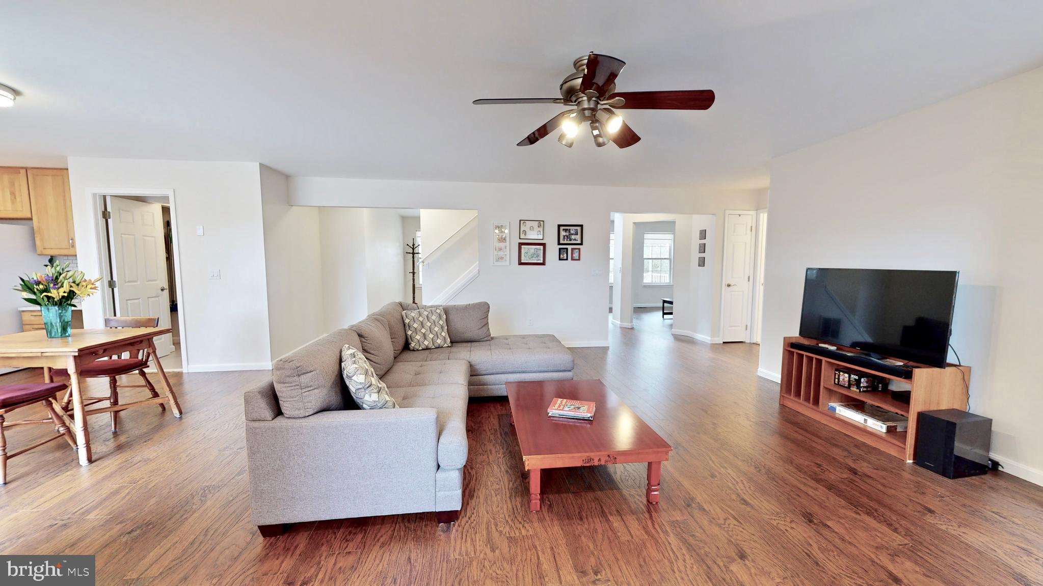 12210 Potomac View Road Newburg, MD 20664 - Photo 14 of 63 Family room