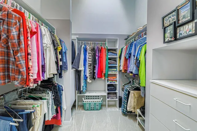 $659,900 | 3056 St Albans Hollow Circle, Minnetonka, MN 55305