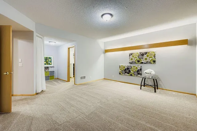 $659,900 | 3056 St Albans Hollow Circle, Minnetonka, MN 55305