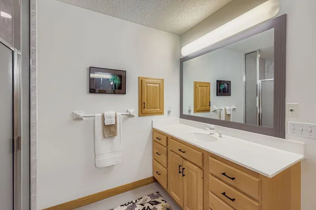 $659,900 | 3056 St Albans Hollow Circle, Minnetonka, MN 55305