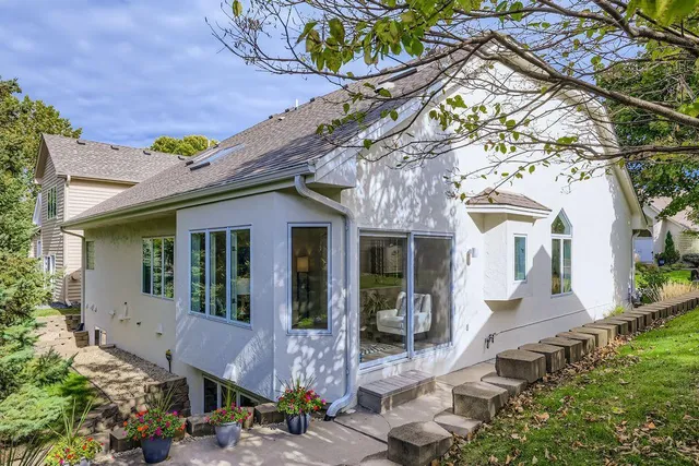 $659,900 | 3056 St Albans Hollow Circle, Minnetonka, MN 55305