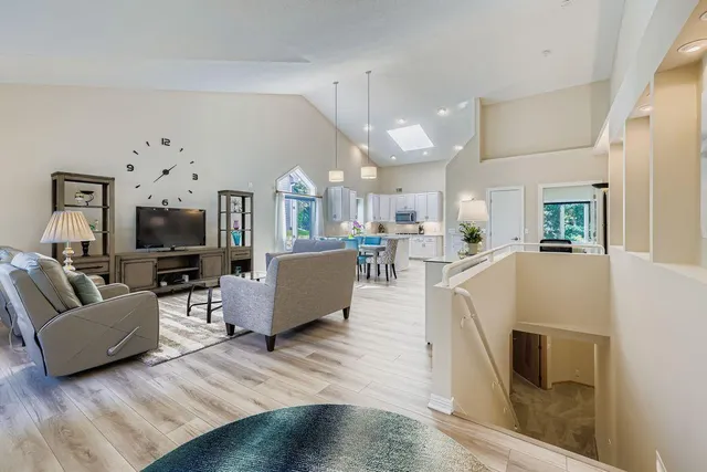 $659,900 | 3056 St Albans Hollow Circle, Minnetonka, MN 55305