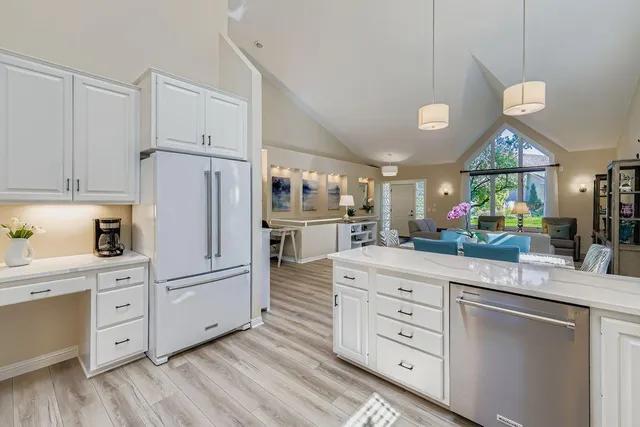 $659,900 | 3056 St Albans Hollow Circle, Minnetonka, MN 55305