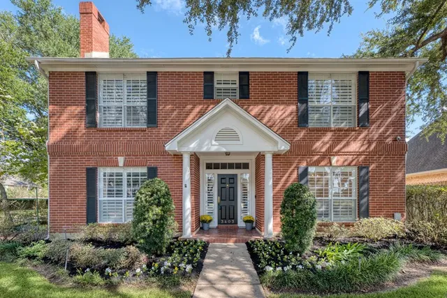 $595,000 | 3403 Driftwood Court, Sugar Land, TX 77478