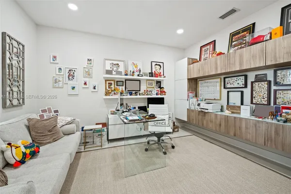 $1,799,900 | 16140 Aberdeen Way, Miami Lakes, FL 33014