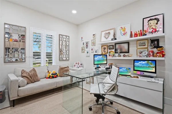 $1,799,900 | 16140 Aberdeen Way, Miami Lakes, FL 33014