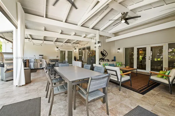 $1,799,900 | 16140 Aberdeen Way, Miami Lakes, FL 33014