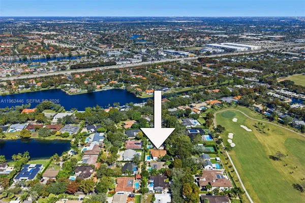 $1,799,900 | 16140 Aberdeen Way, Miami Lakes, FL 33014