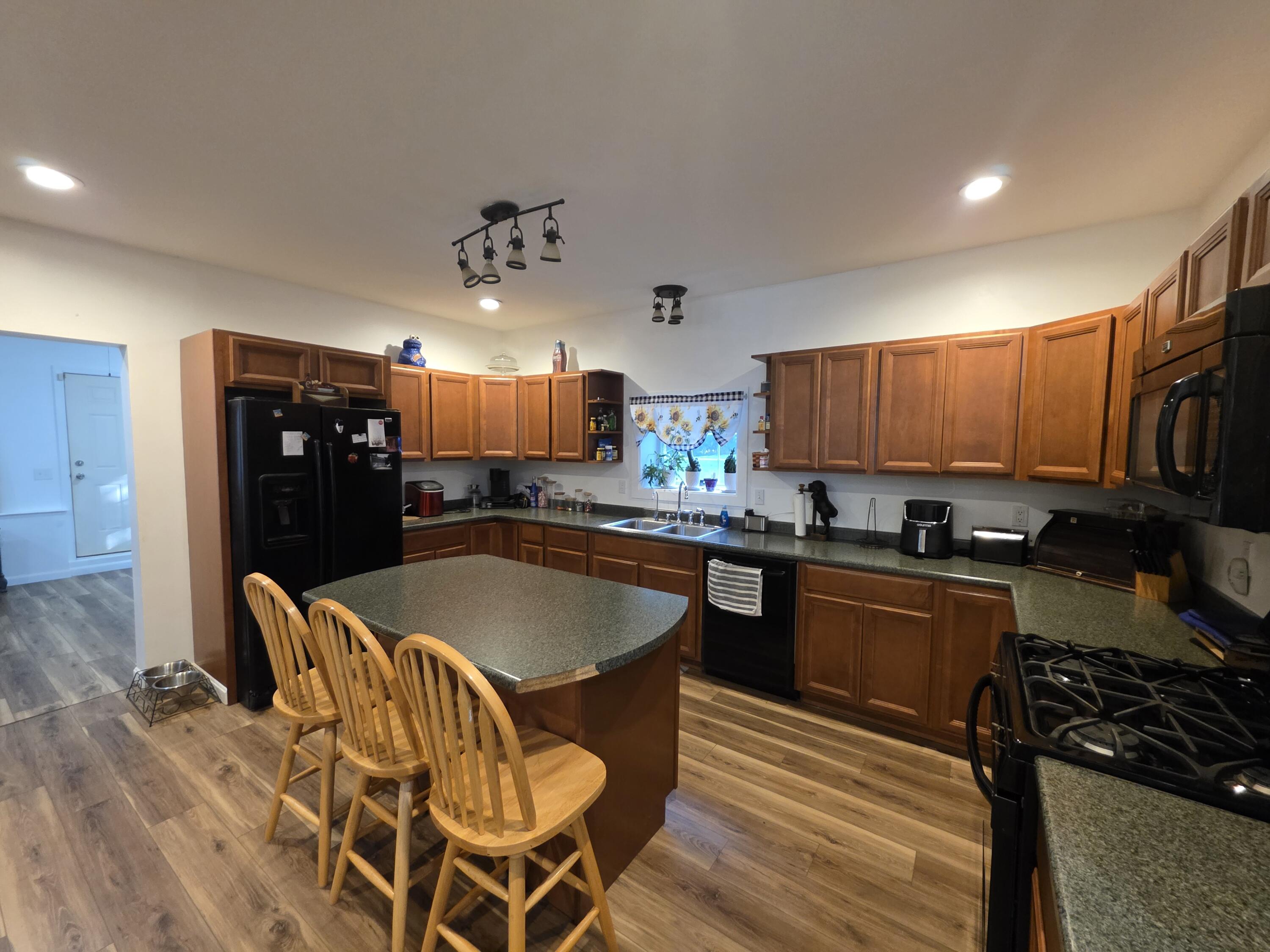 20 Frankfort Road Searsport, ME 04974 - Photo 9 of 35 2375