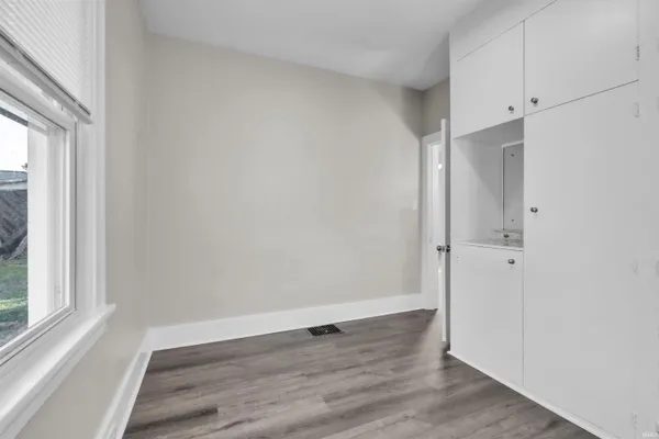 $164,900 | 921 South Main Street, Kendallville, IN 46755