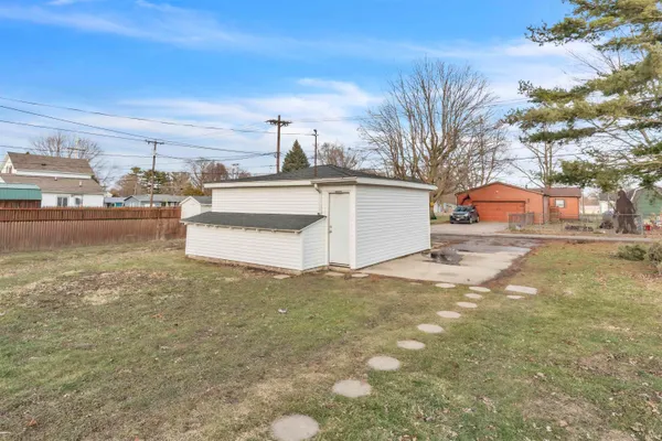 $164,900 | 921 South Main Street, Kendallville, IN 46755