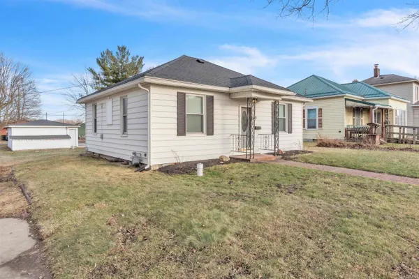$164,900 | 921 South Main Street, Kendallville, IN 46755