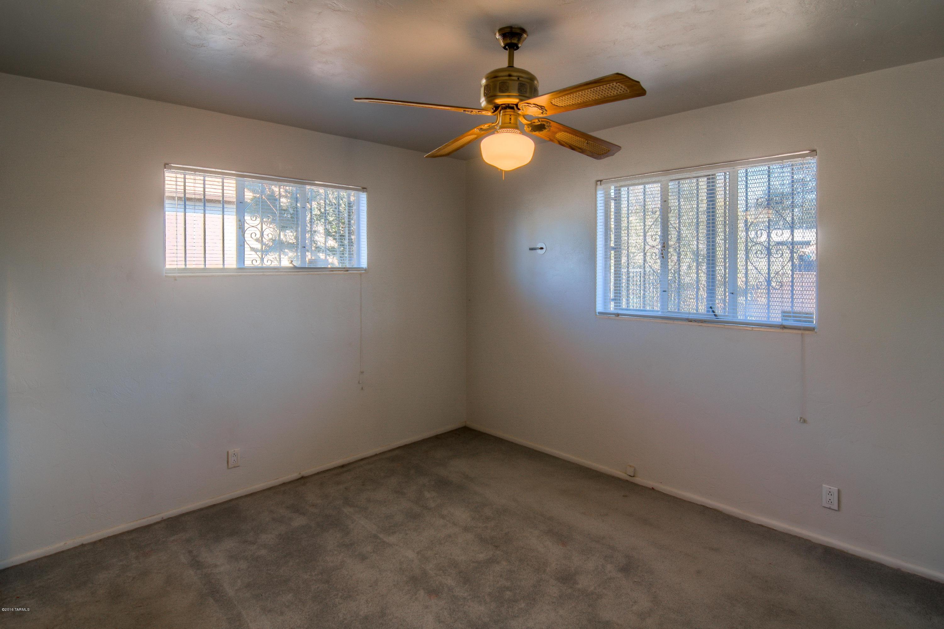 3550 North Olive Road Tucson, AZ 85719 - Photo 24 of 45