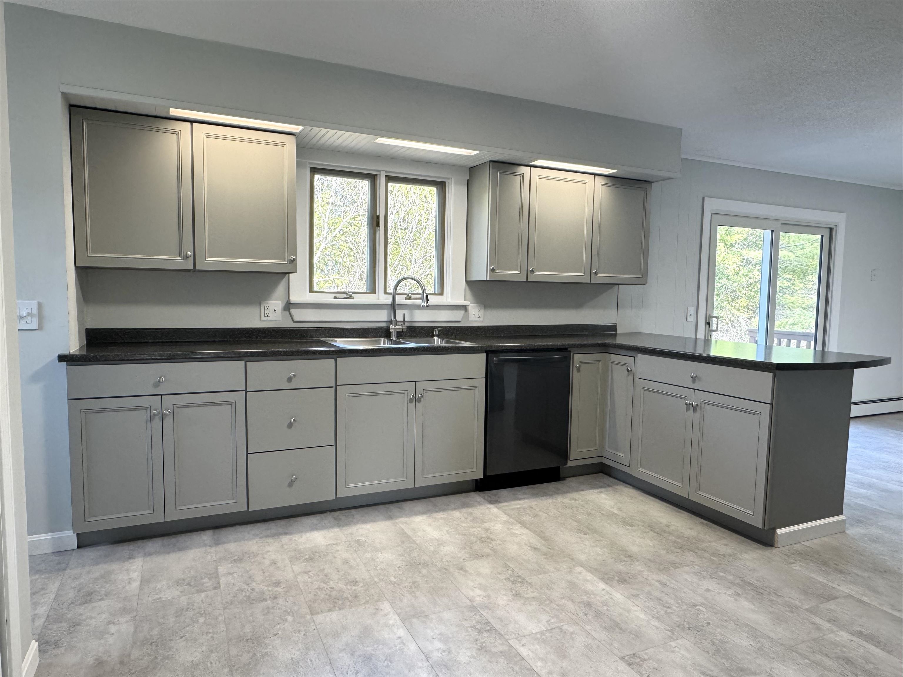 213 Scottsdale Road Newport, VT 05855 - Photo 3 of 26 Gallery Image 3