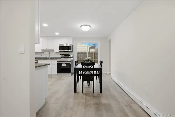$650,000 | 257 Southaven Avenue, Medford, NY 11763