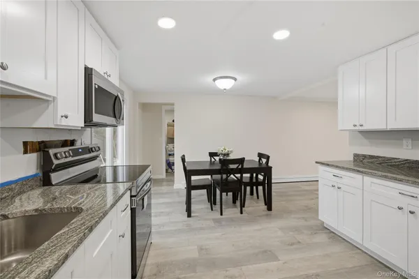 $650,000 | 257 Southaven Avenue, Medford, NY 11763