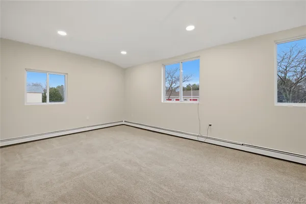 $650,000 | 257 Southaven Avenue, Medford, NY 11763