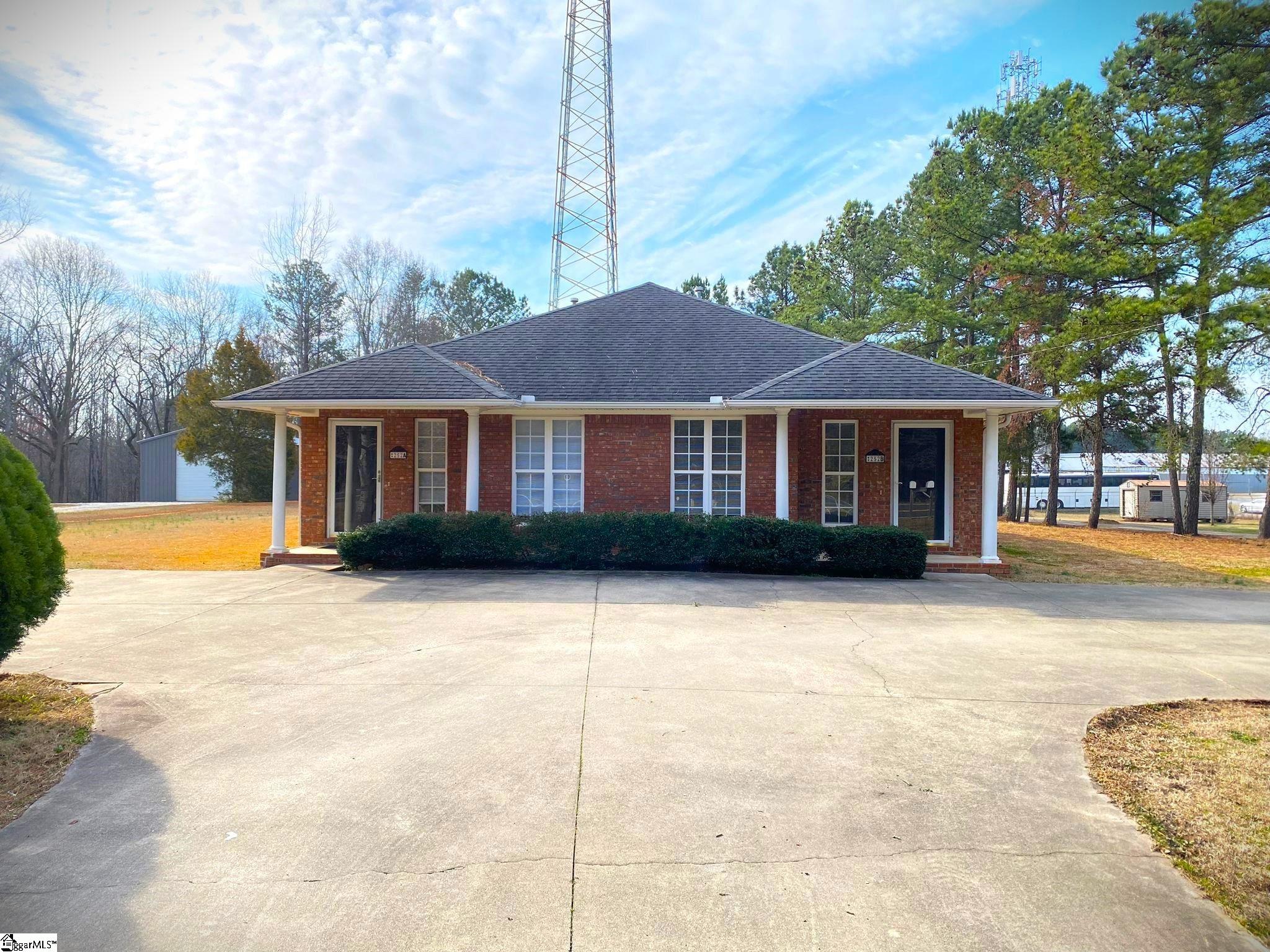252 Bethesda Road Spartanburg, SC 29302 - Photo 1 of 35 Gallery Image 1