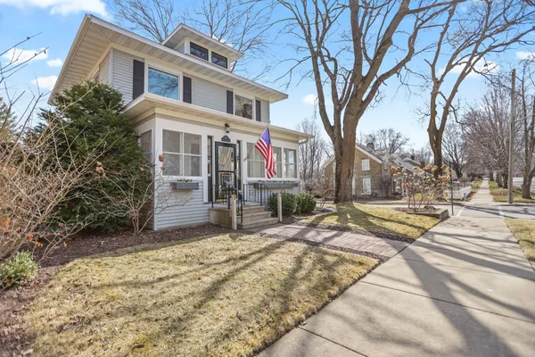 $420,000 | 127 4th Avenue Southwest, Faribault, MN 55021