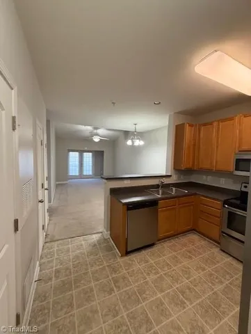 $1,000 | 4455 Brassfield Drive, Unit 311, Winston-Salem, NC 27105