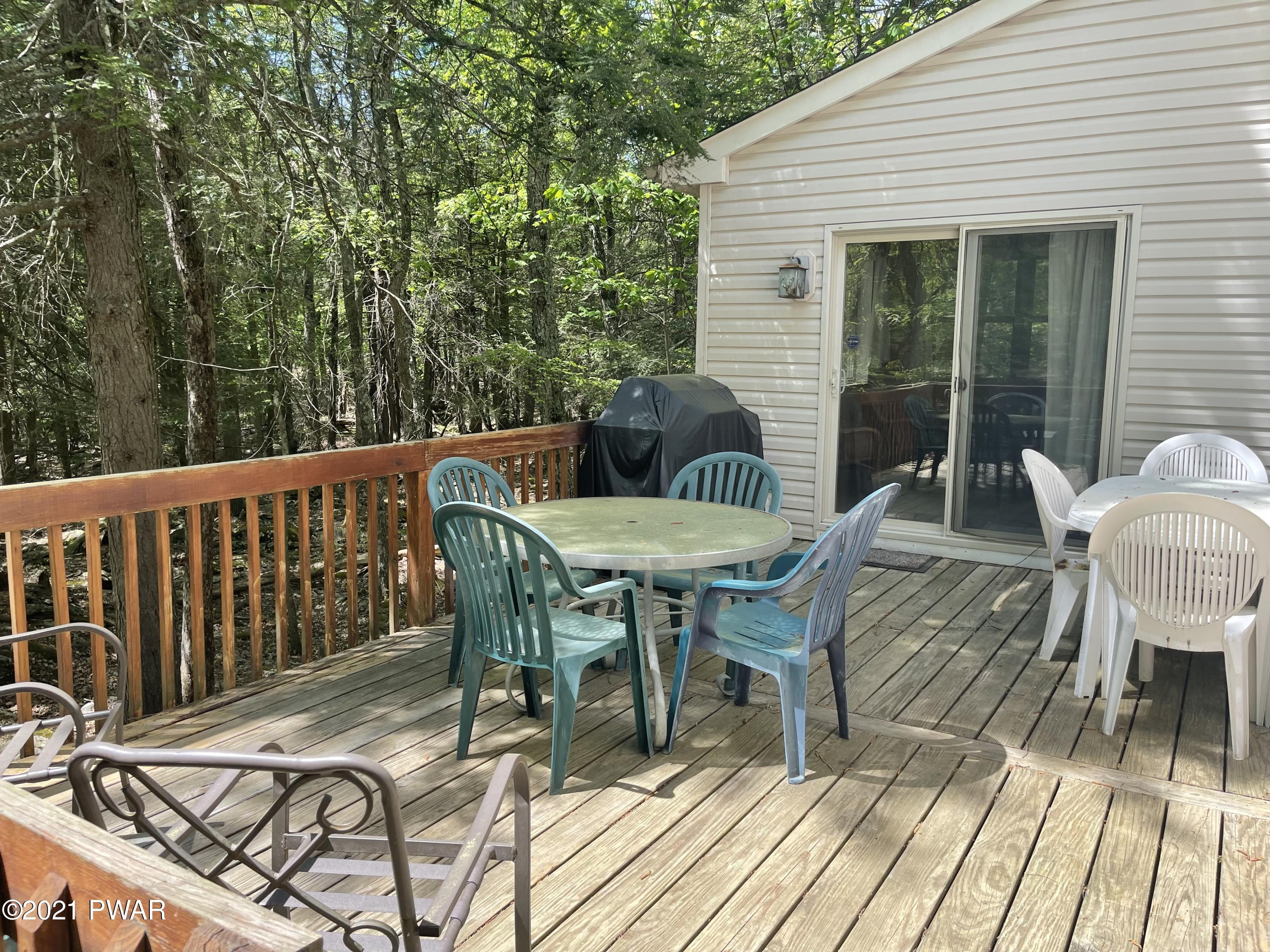 192 Pebble Rock Road Lackawaxen, PA 18435 - Photo 34 of 37