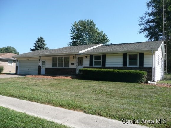 2250 East Enterprise Street Springfield, IL 62702 - Photo 1 of 15 Gallery Image 1