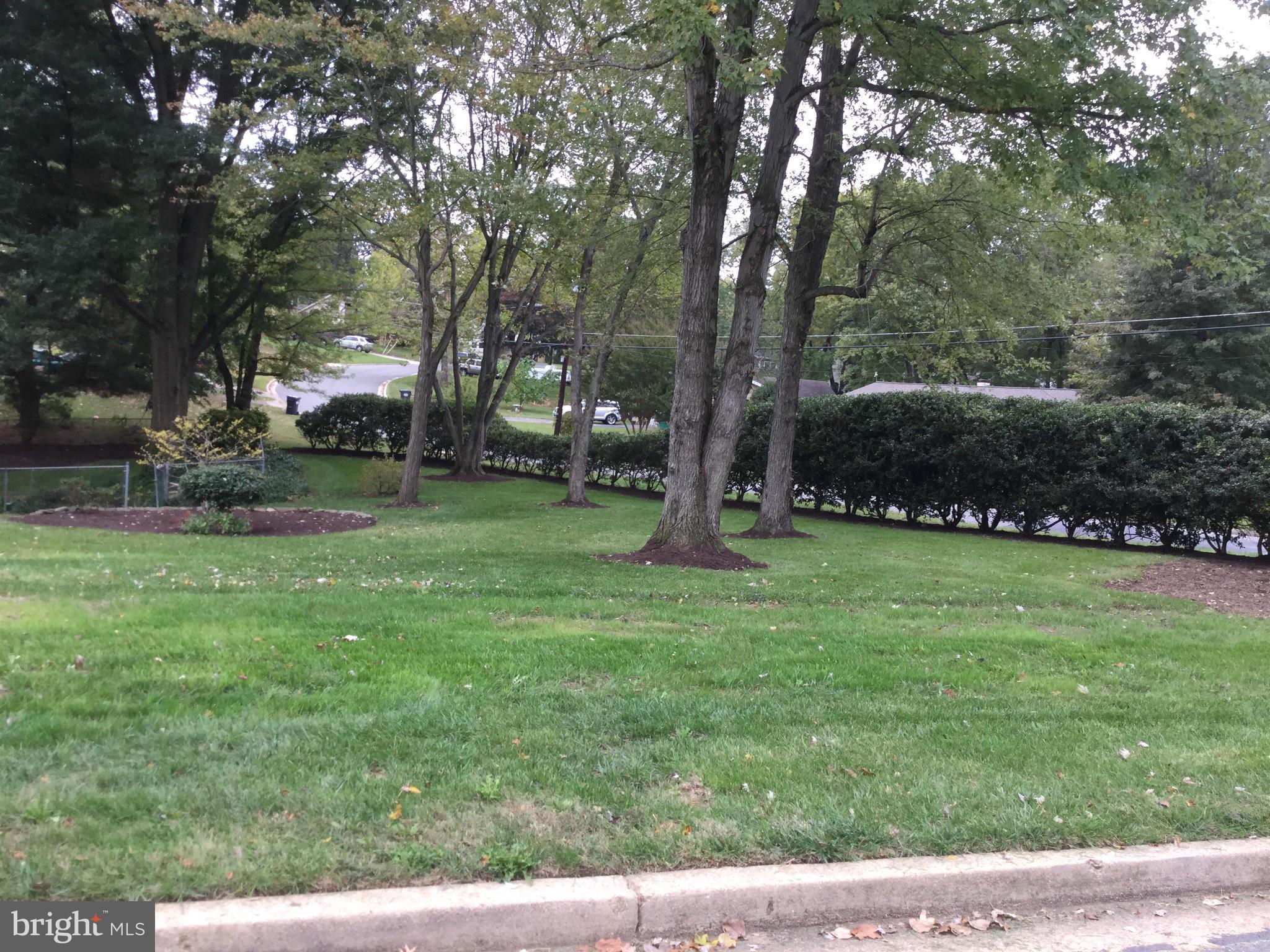 4433 Roundhill Road Alexandria, VA 22310 - Photo 14 of 14 Exterior (General)