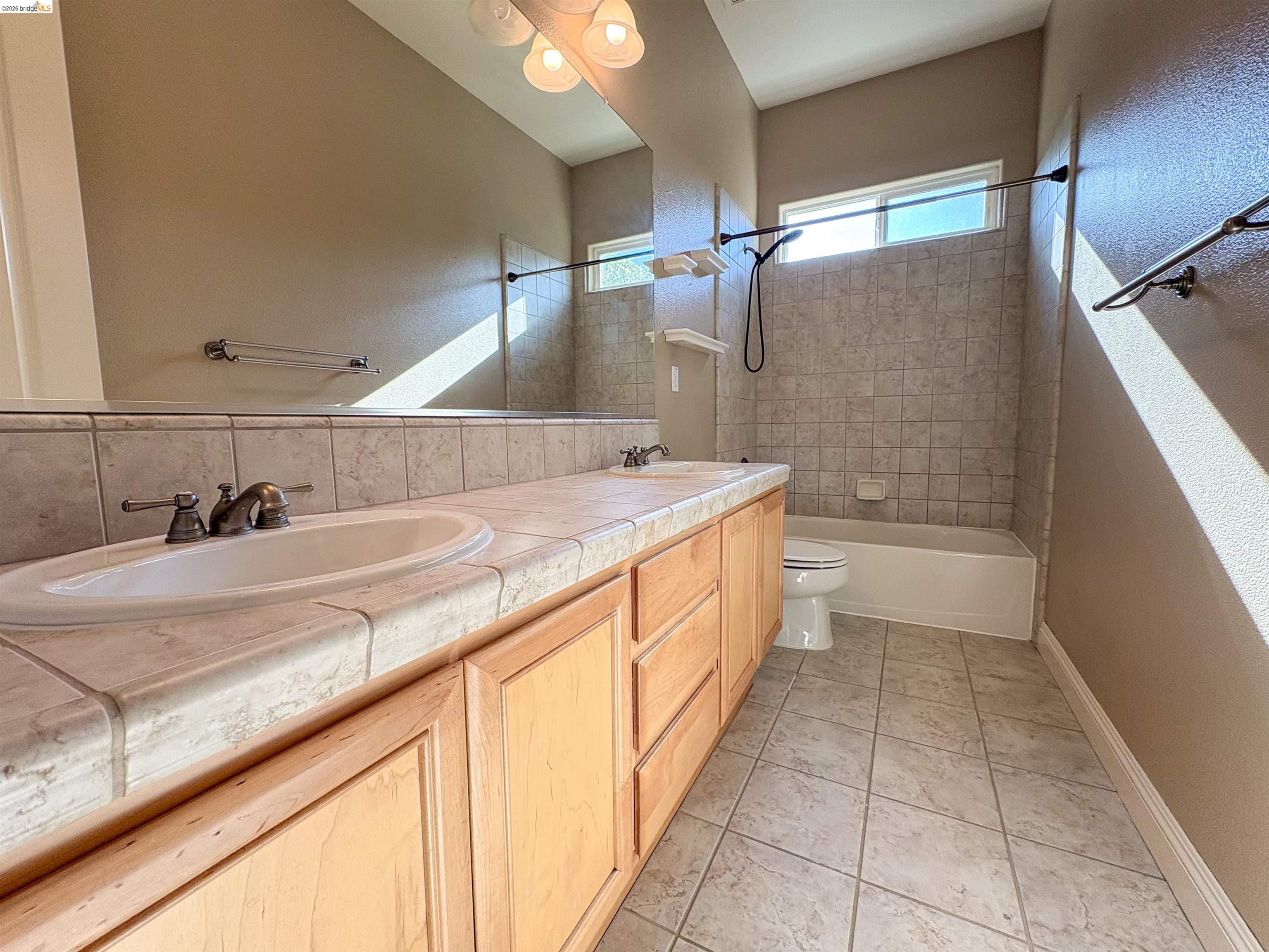2497 Winged Foot Road Brentwood, CA 94513 - Photo 23 of 35 Gallery Image 23