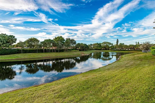 $455,000 | 4339 Lago Drive, Unit 4339, Pompano Beach, FL 33064