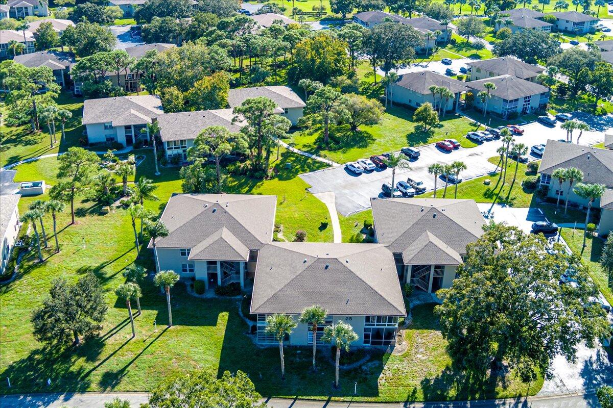 28 Lake Vista Trail, Unit 105 Port St. Lucie, FL 34952 - Photo 24 of 26 an aerial view of multiple house