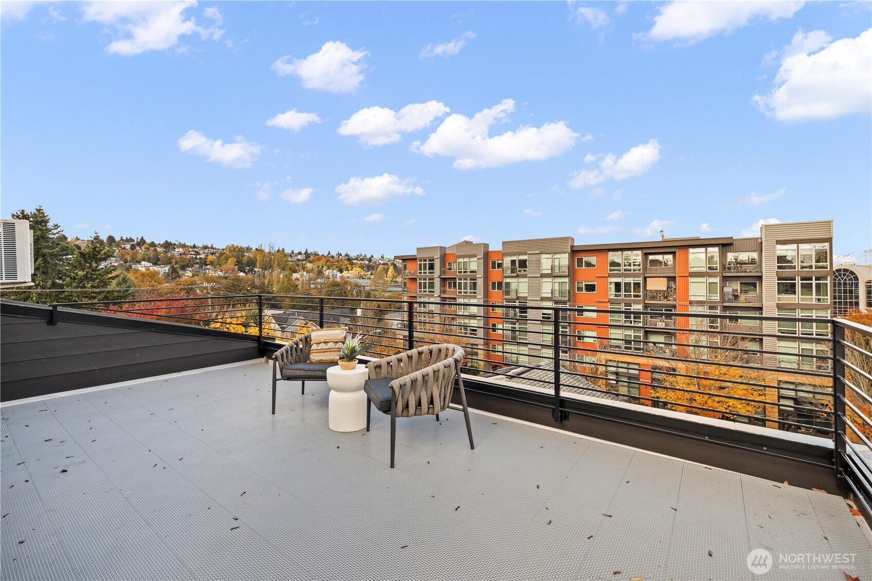 4107 25th Avenue Southwest Seattle, WA 98106 - Photo 26 of 36