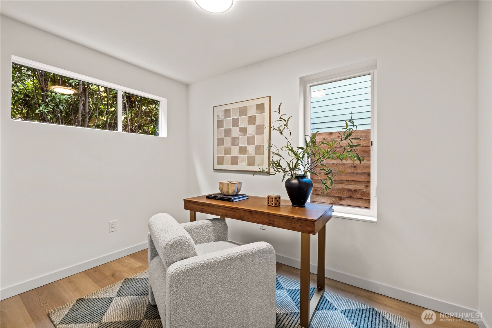 4107 25th Avenue Southwest Seattle, WA 98106 - Photo 6 of 36