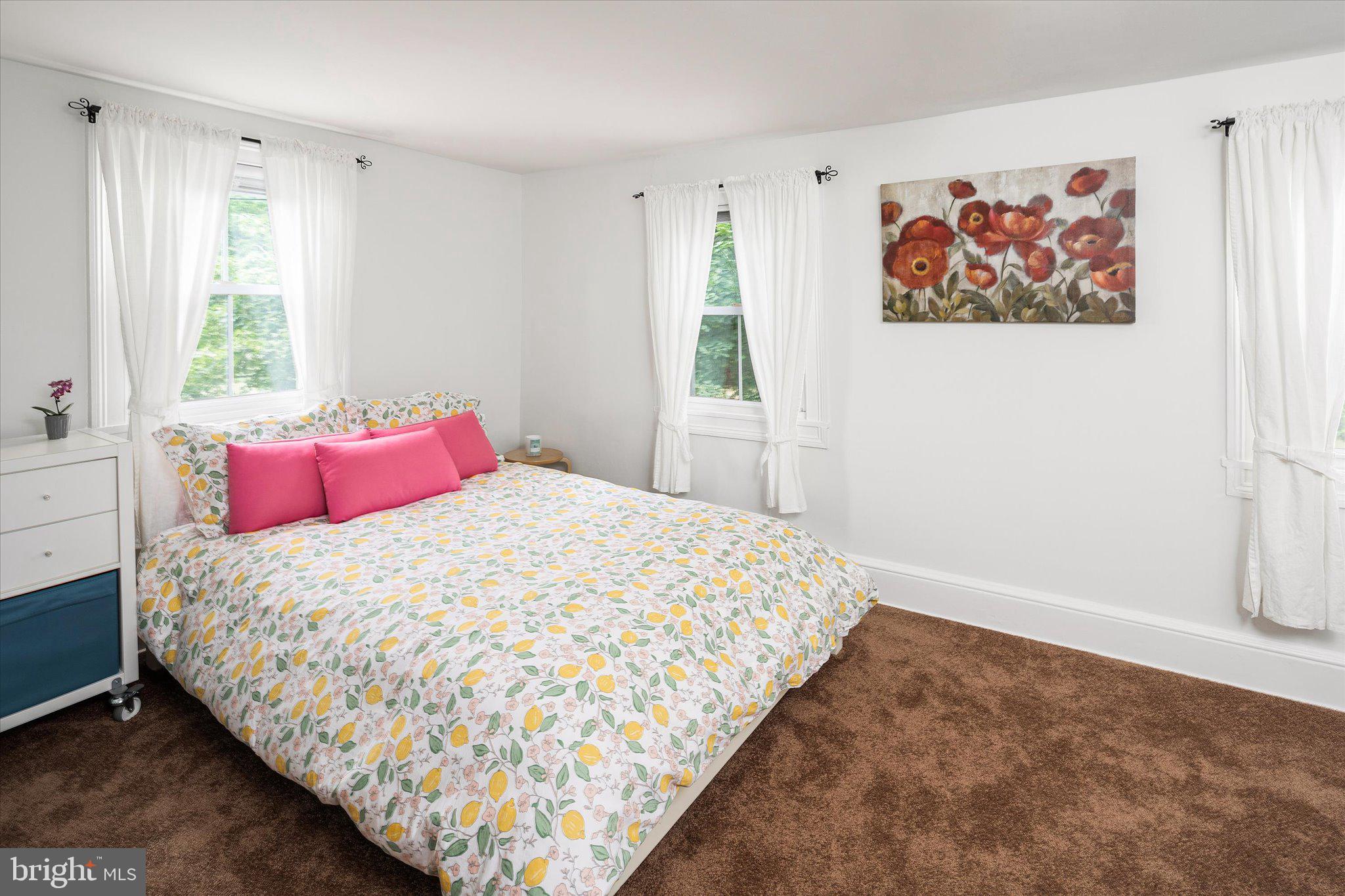298 Sharon Road Robbinsville, NJ 08691 - Photo 18 of 47