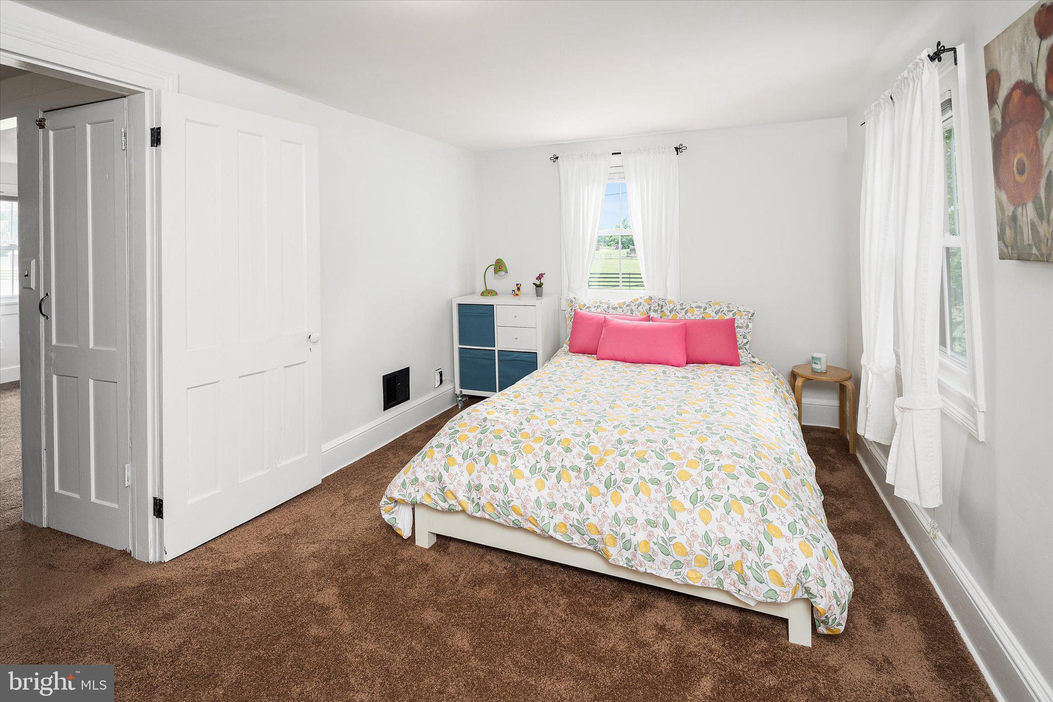 298 Sharon Road Robbinsville, NJ 08691 - Photo 19 of 47