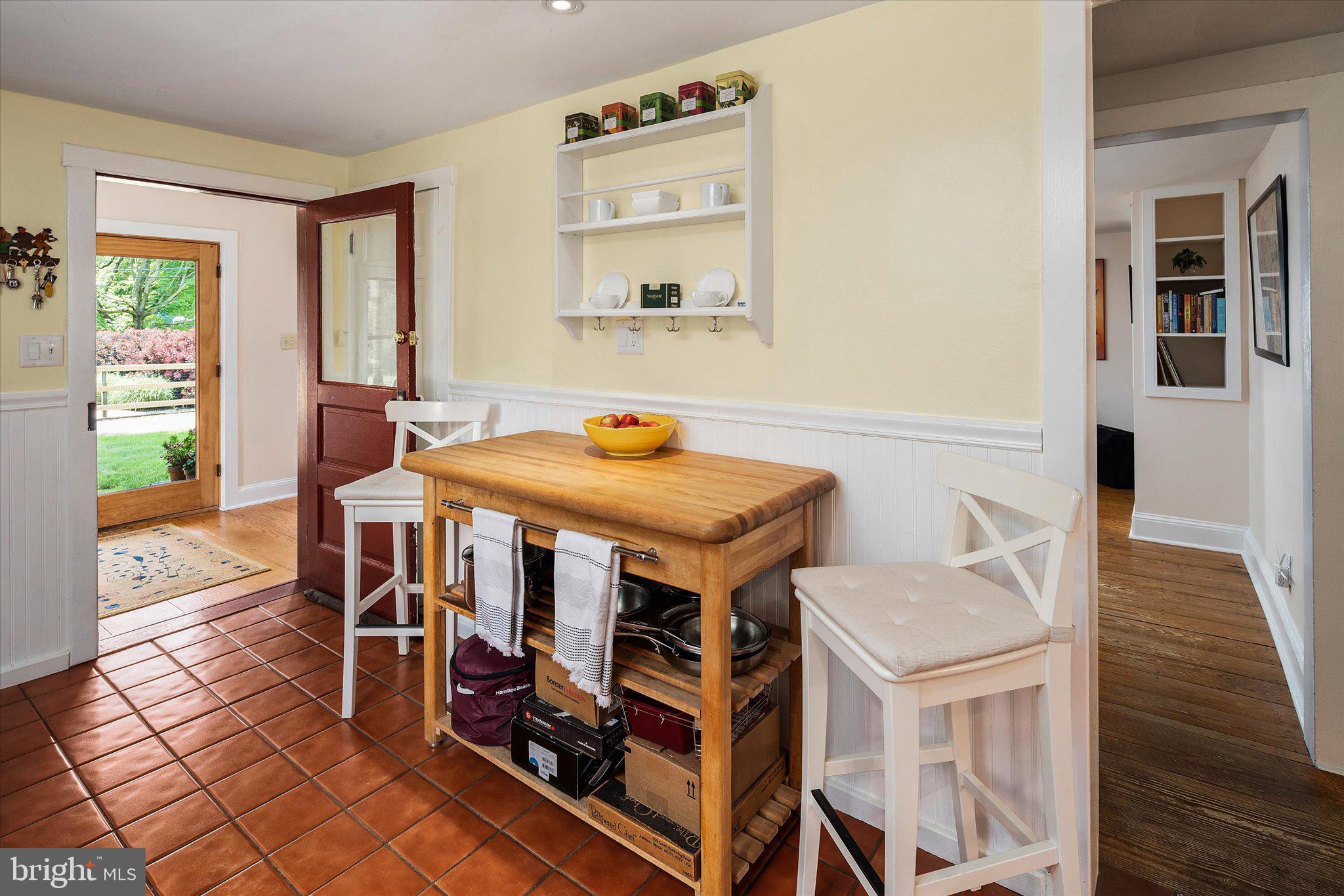 298 Sharon Road Robbinsville, NJ 08691 - Photo 7 of 47