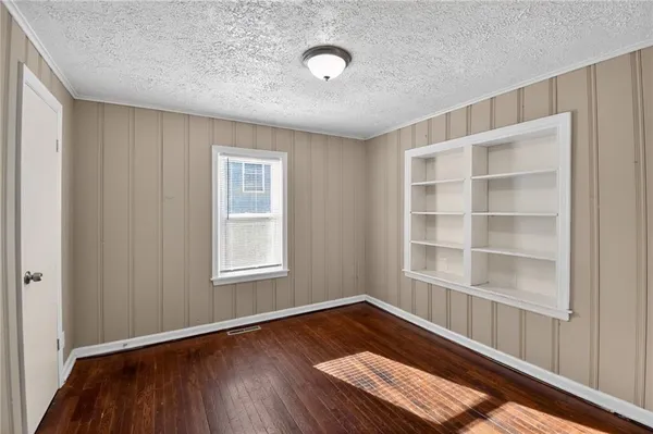 $149,900 | 822 North Crysler Avenue, Independence, MO 64050