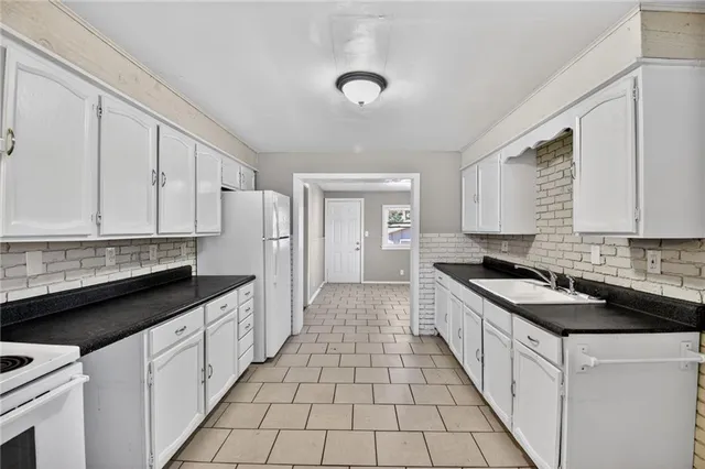 $159,900 | 822 North Crysler Avenue, Independence, MO 64050