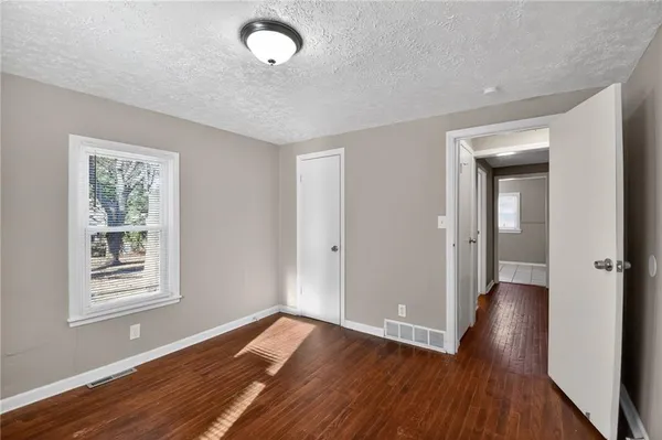 $149,900 | 822 North Crysler Avenue, Independence, MO 64050