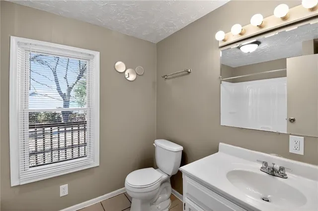 $159,900 | 822 North Crysler Avenue, Independence, MO 64050