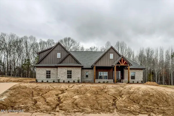 $569,500 | 9072 Treadway Creek, Hernando, MS 38632