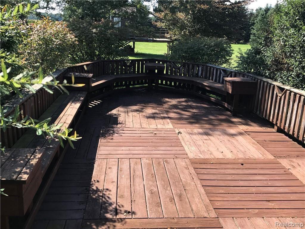 5110 South Sandusky Road Peck, MI 48466 - Photo 21 of 51 Deck.jpeg