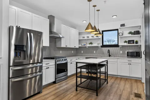 $749,000 | 402 Cleveland Street, Unit 3, Nashville, TN 37207