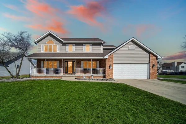 $469,900 | 225 Beiriger Drive, Dyer, IN 46311