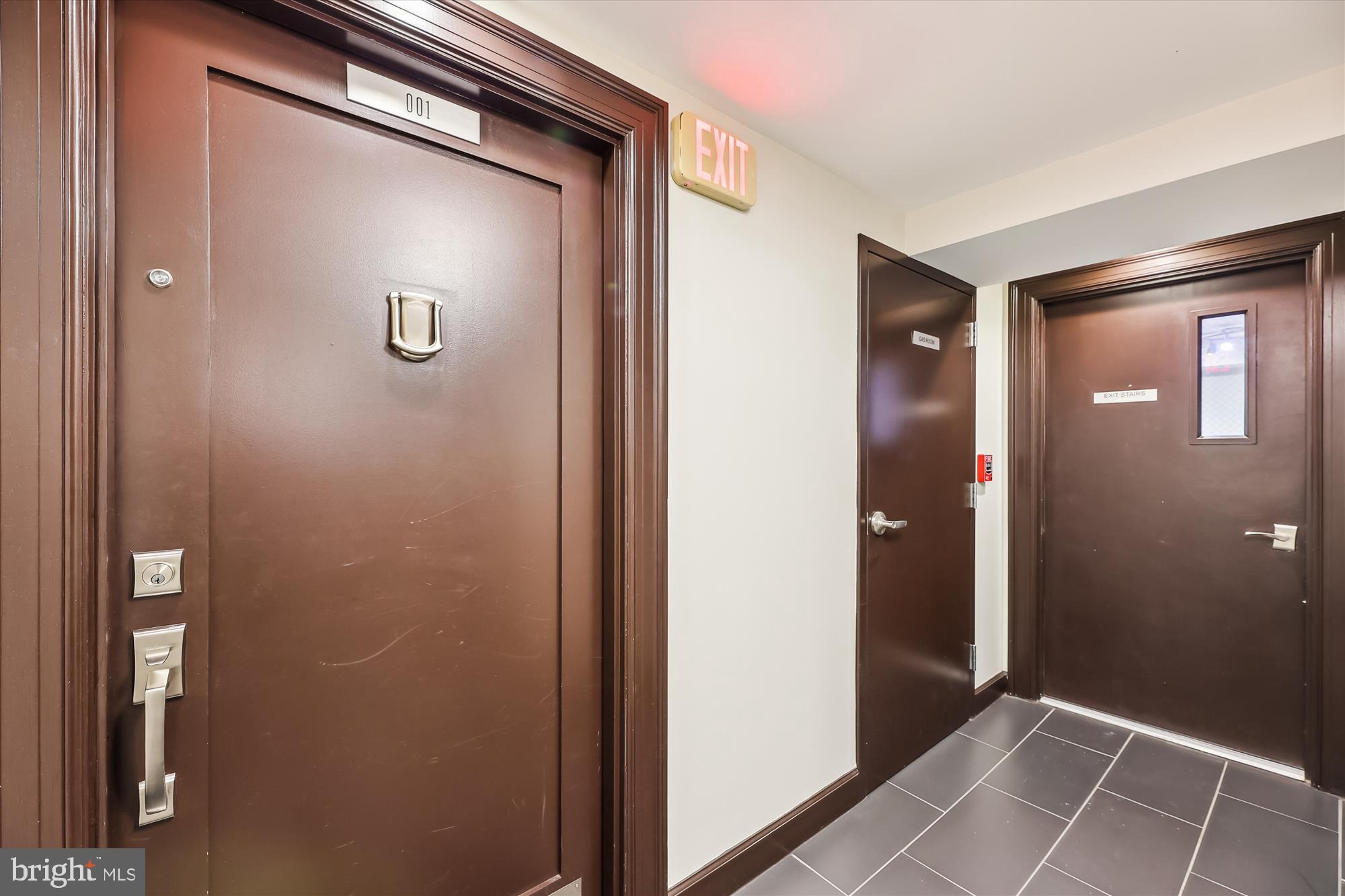 1910 Kalorama Road Northwest, Unit 1 Washington, DC 20009 - Photo 18 of 28