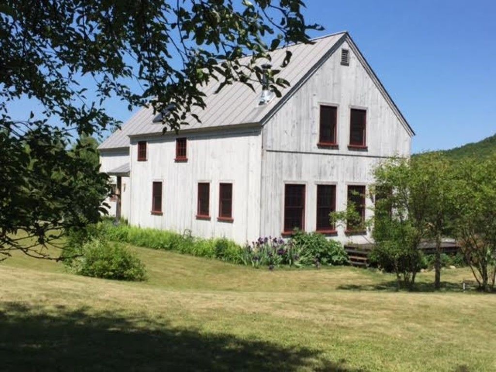 27 Sawnee Bean Road Strafford, VT 05075 - Photo 1 of 26
