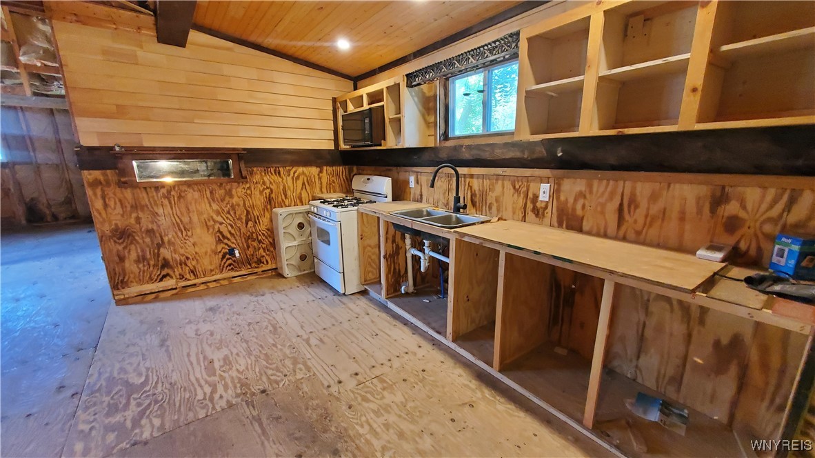 18 James Place Lancaster, NY 14086 - Photo 3 of 24