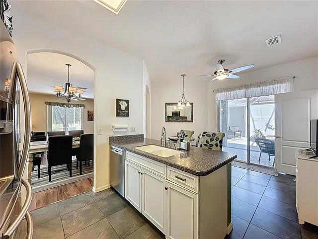 $375,900 | 4122 Hammersmith Drive, Clermont, FL 34711